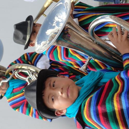 niño músico