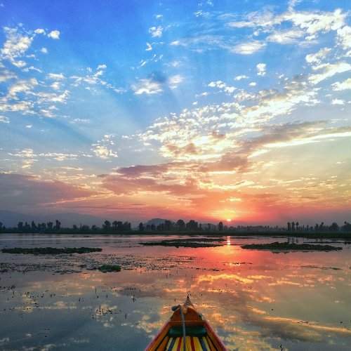 Shikara ride with sunset
