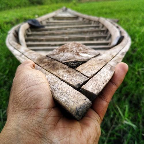 Boat on my hand