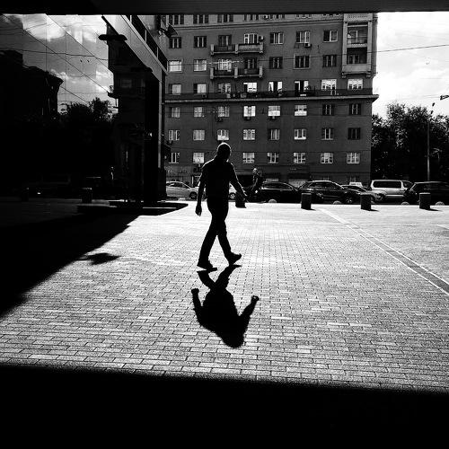 Тень...