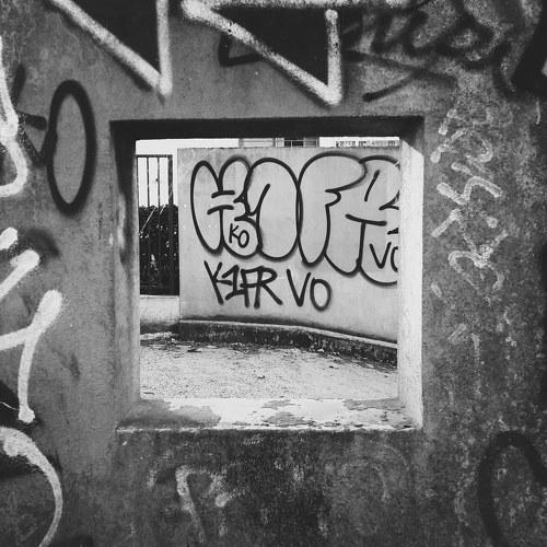 Concret hole
