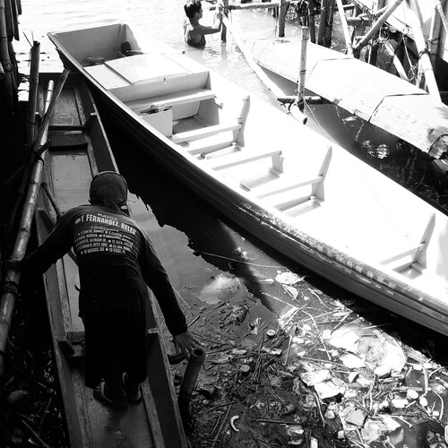 Trashes from the Rivers