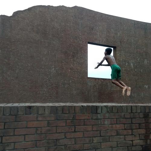 Flying of freedom