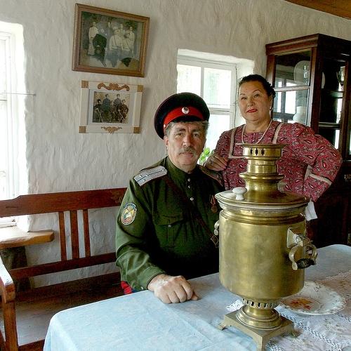 У самовара я и моя Маша