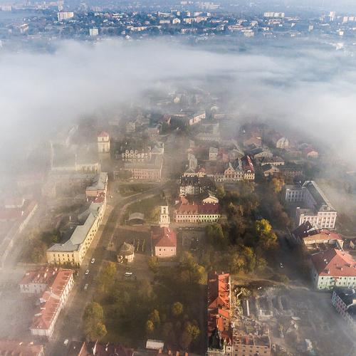 В объятьях осени