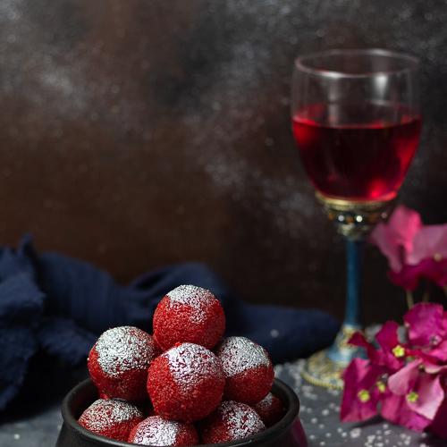 Wine Laddoos