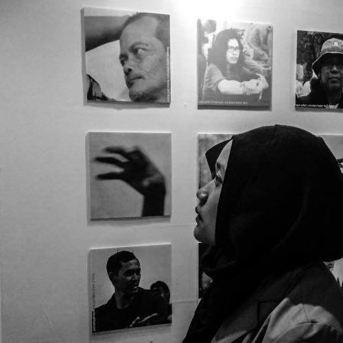 Wanita dan cerita
