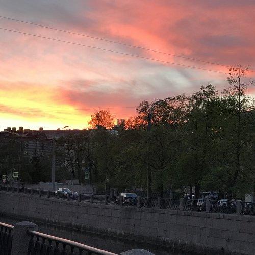 Закат на реке Карповка