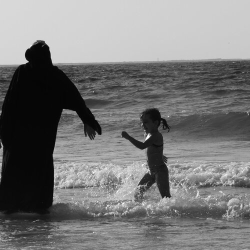 Giving hand to future