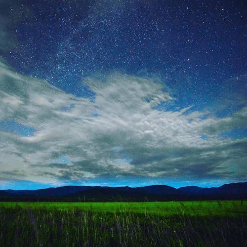 Синий, белый и зеленый