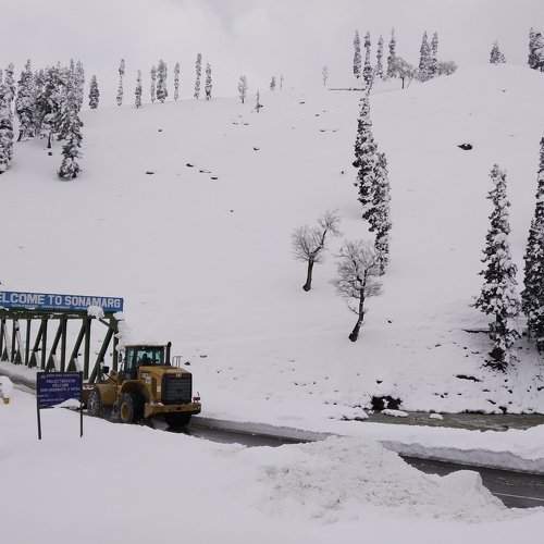 seasons first snow fall at faumous tourist place Sonamrg in India on 19 nov 2018.