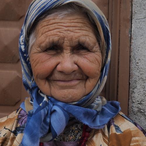 gülen gözler
