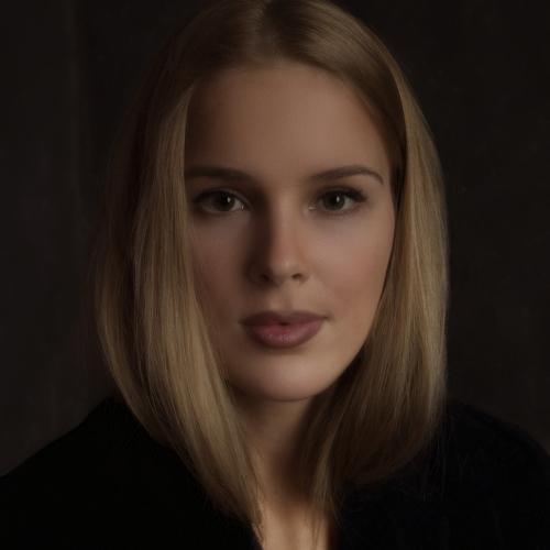 Катя