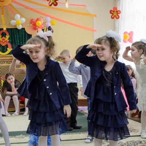 Girls at the chidren holiday
