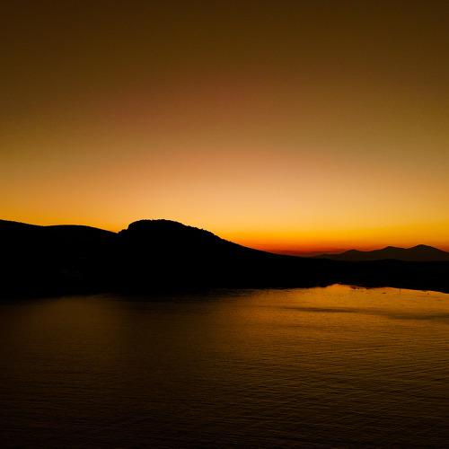 Sunset behing mountains