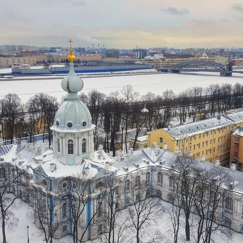 Серьезный зимний питер....