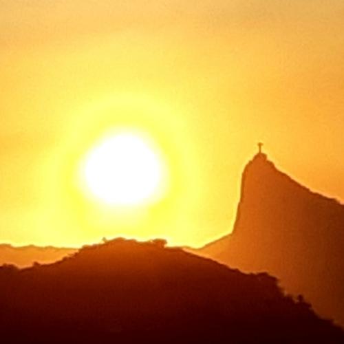 Redentor ao entardecer