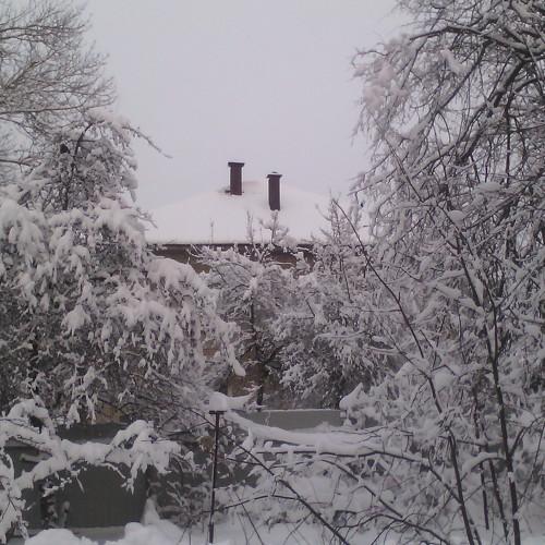 Всё вокруг белым-бело....город снегом замело!