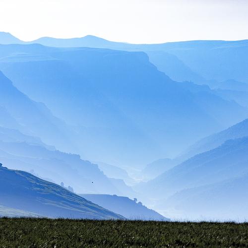 СЛОЁНОЕ УТРО БЕРМАМЫТА