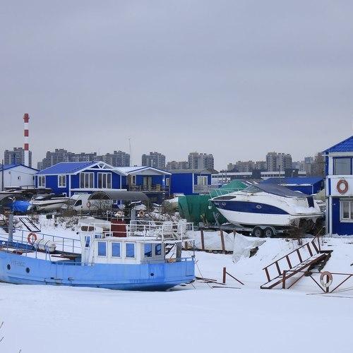 Яхт клуб