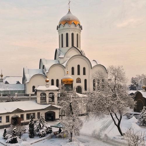 Церковь зимой
