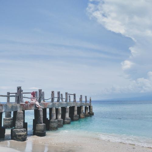 vastness of sky and sea