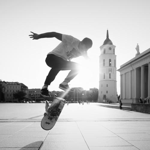 flight over the cathedral square.