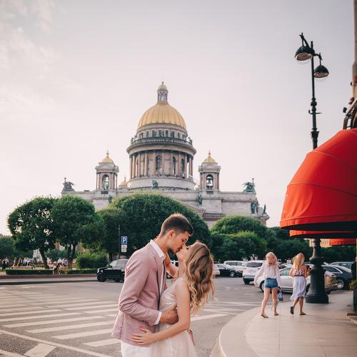 Любовь и Петербург.