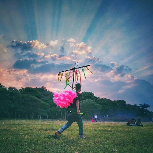 The Smile Distributor