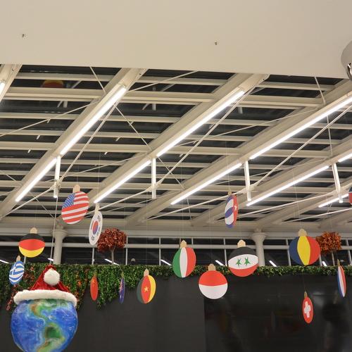 Christmas around the Globe