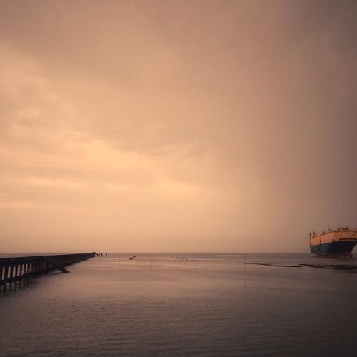 Bridge and ship