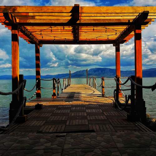 Dock