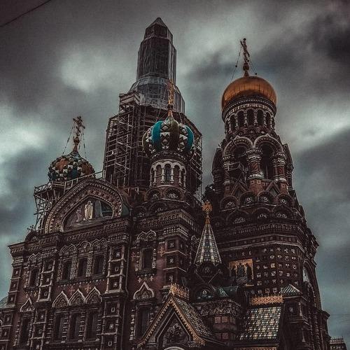 Серость= величие; Серость= несокрушимость.