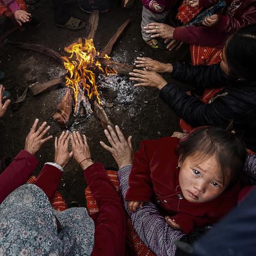Bếp lửa đầu đông