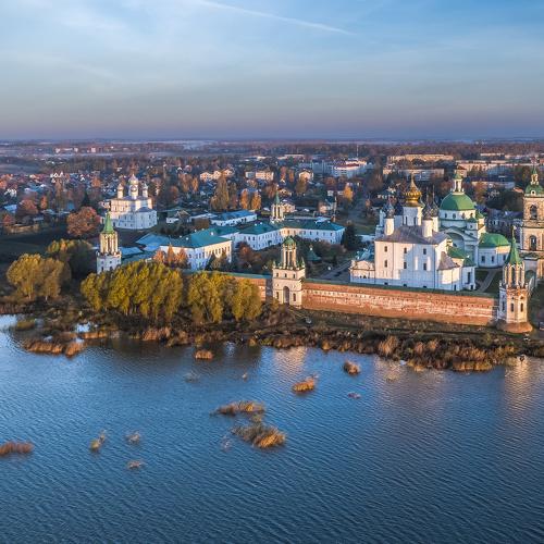 Восход на Ростовом.