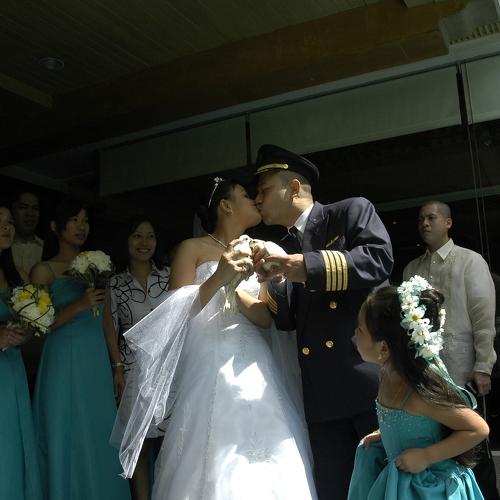 Waiting for the big Kiss