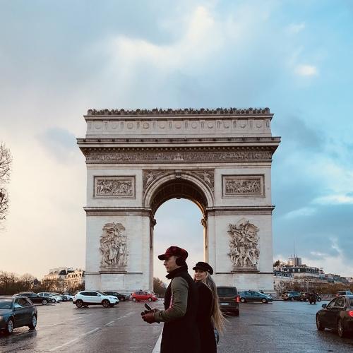 Unknown parisian couple