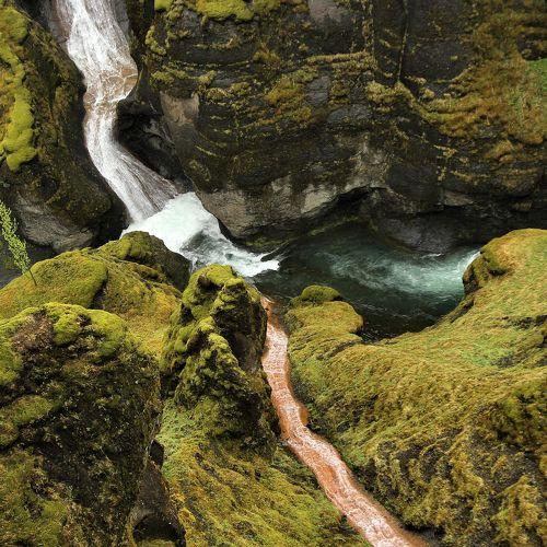 Fjaðrárgljúfur