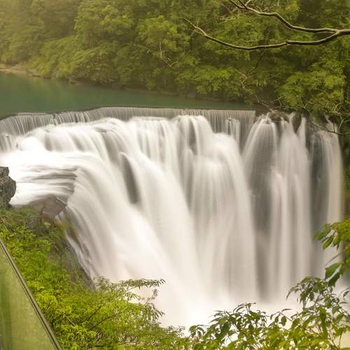 Shifen Waterfall