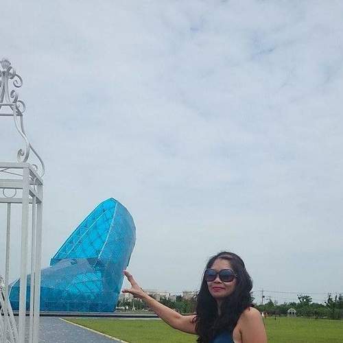 TAiwan glass shoes