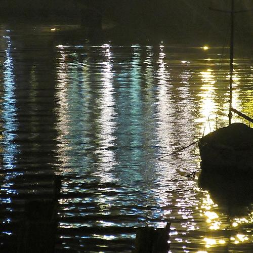 Velero en penumbras