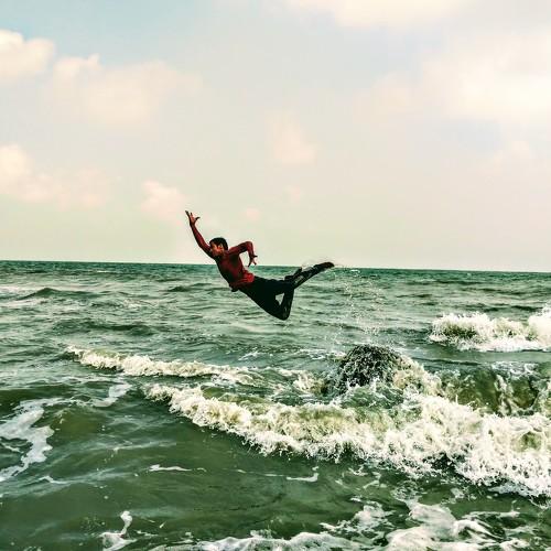 Friend of joyous ocean
