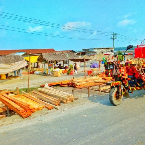 The Colorful Street Hut