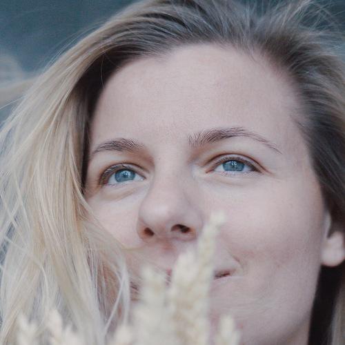 Sky in the eyes