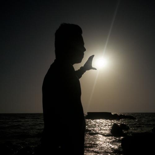 Sun in Hand