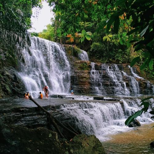 Merloquet Falls
