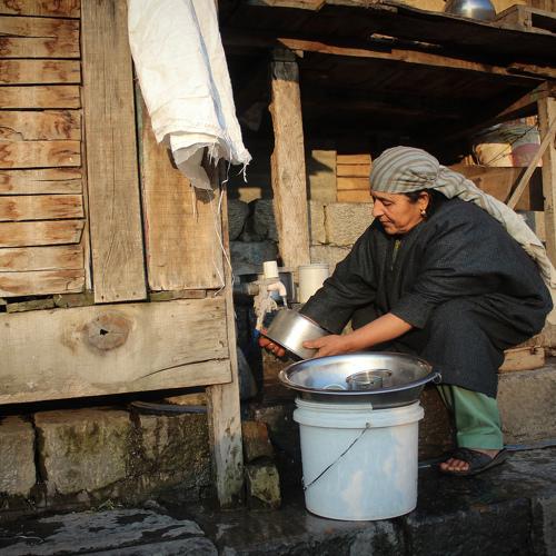 Mothers in Kashmir