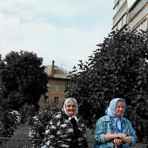 Ukrainian grandmothers