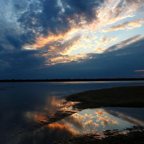 Anocheciendo con colores.