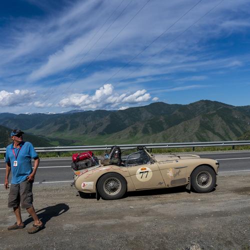 ретро-ралли Пекин-Париж. остановка на Алтае (перевал Чике-Таман) 2